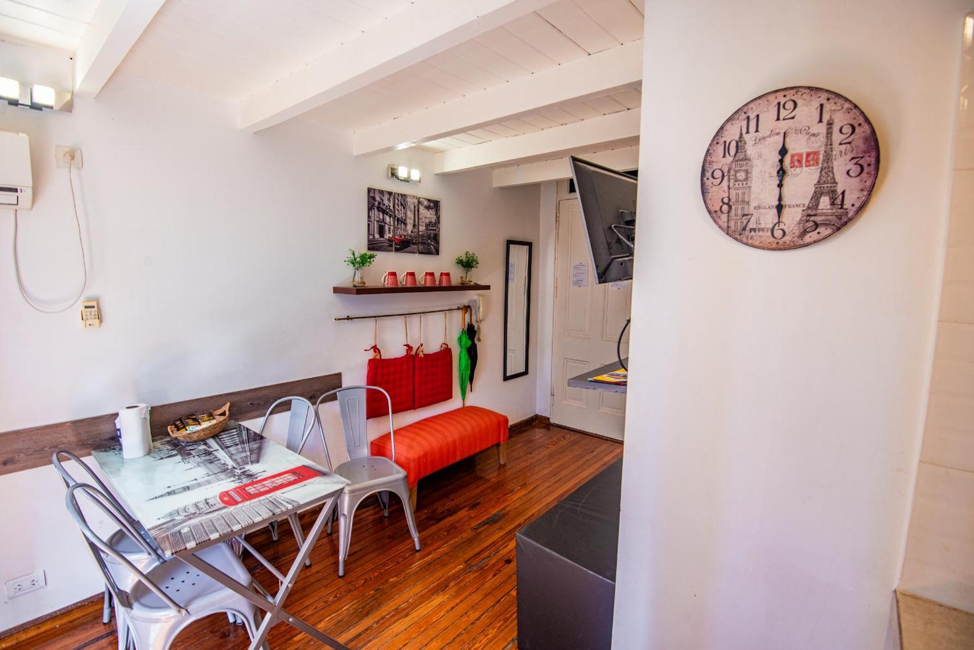 Duplex En Centro Historico Y Turistico Sobre Av. De Mayo 布宜诺斯艾利斯 外观 照片