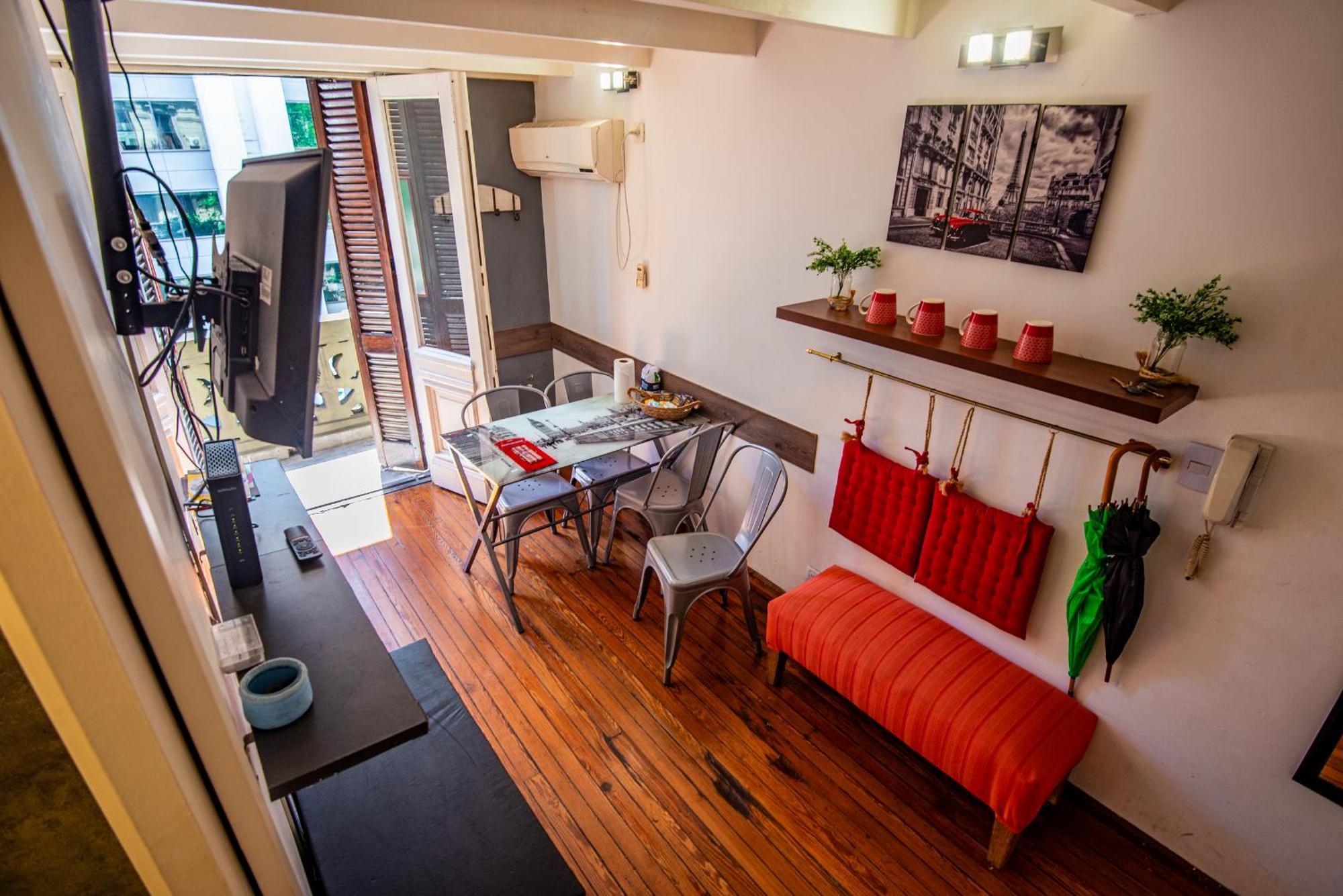 Duplex En Centro Historico Y Turistico Sobre Av. De Mayo 布宜诺斯艾利斯 外观 照片