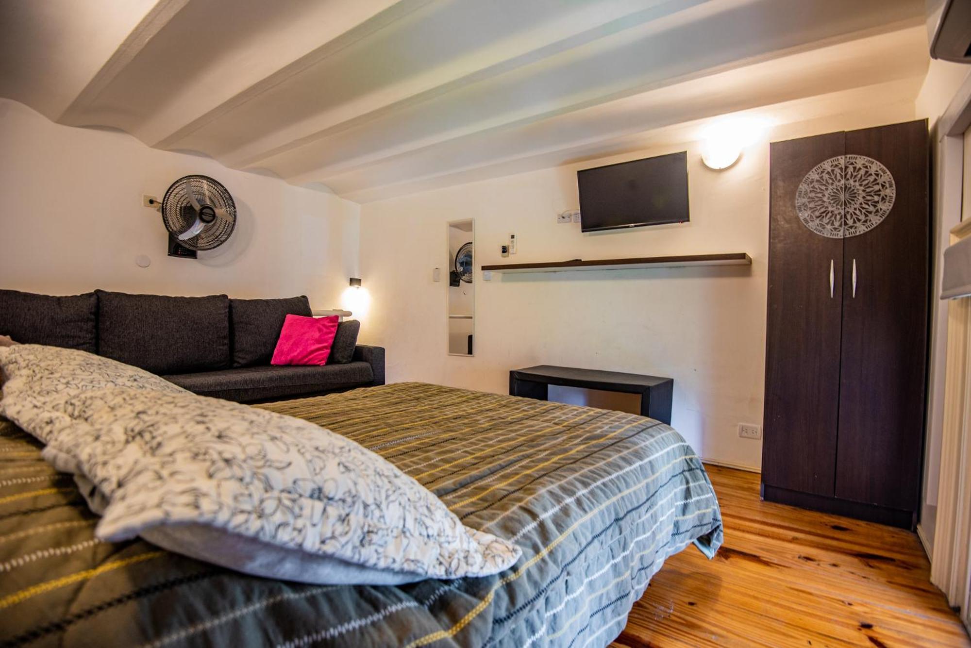 Duplex En Centro Historico Y Turistico Sobre Av. De Mayo 布宜诺斯艾利斯 外观 照片